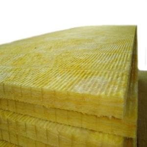 China Soundproof Fiberglass Wool Insulation Roll Material Plain Finish factory
