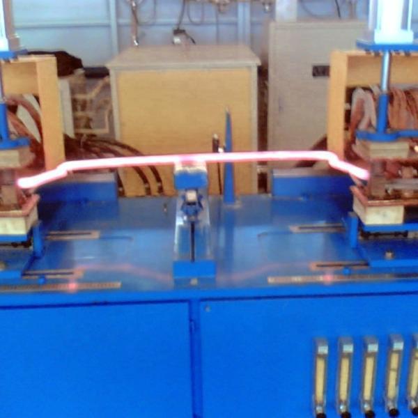 IGBT Electric Heating Treatment Equipment For Automotive Solid Or Hollow