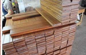 China Smooth UV Cumaru solid wood floor on sale