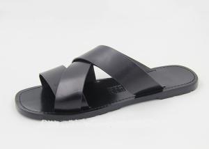 China Comfortable Mens Leather Flip Flops Logo Printed Breathable Mens Beach Sandals factory
