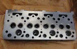 China NEW Kubota V2403 Cylinder Head 1G851-03040, 1G851-03042, 1G851-03043 factory