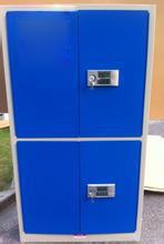 China Corrosive Industrial Lab Furniture Blue 90 G / 340 L With Double Lock factory