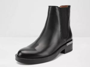 China Customized Logo And Sizes Breathable Women Leather Short Boots Brown And Black factory