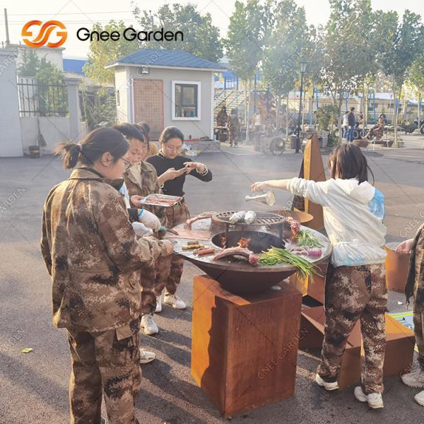 Rusty Color Outdoor BBQ Grills Charcoal Smoker With Round Dia 100cm Cooking