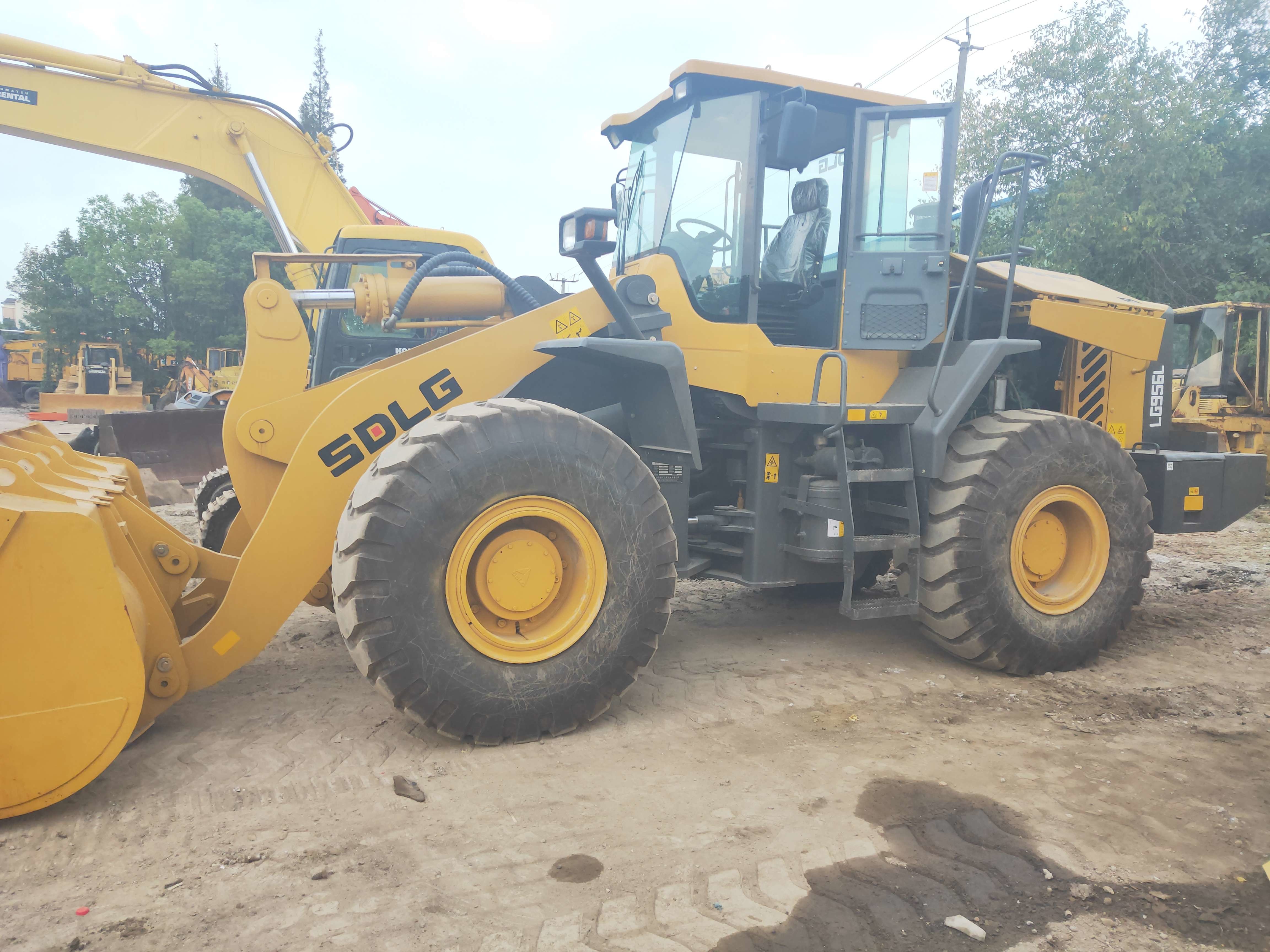 SDLG LG956L Used Wheel Loader Machine 16 Ton Heavy Duty