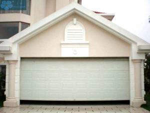 China Polyurethane Foaming Horizontal Garage Door Pinch Resistant factory