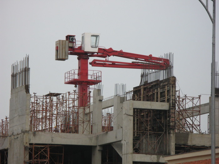 Stationary Placing Boom Pressure Concrete Pump Floor Mounted
