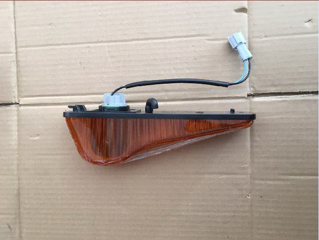 1822102282 Side Lamp Of ISUZU CYZ FVZ Orange Shell Obvious Turning Signal