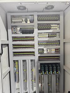 China PLC ISO9001 Power Distribution Equipment Customized Electric Distribution Box Cabinet factory
