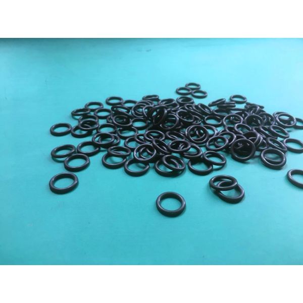AS568 Oil Resistance Fkm O Ring Material