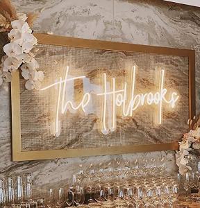 China Custom Led Light Neon Sign Wedding Bar Party Decoration Personalized Neon Light Sign Neon factory
