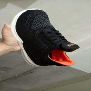 China BOLTT,Men'S Flyknit Sport Shoes factory