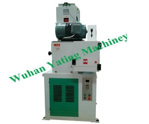 China Industry Rice Hulling Machine , Non Gear Box Paddy Huller 3-7 Ton Per Hour factory