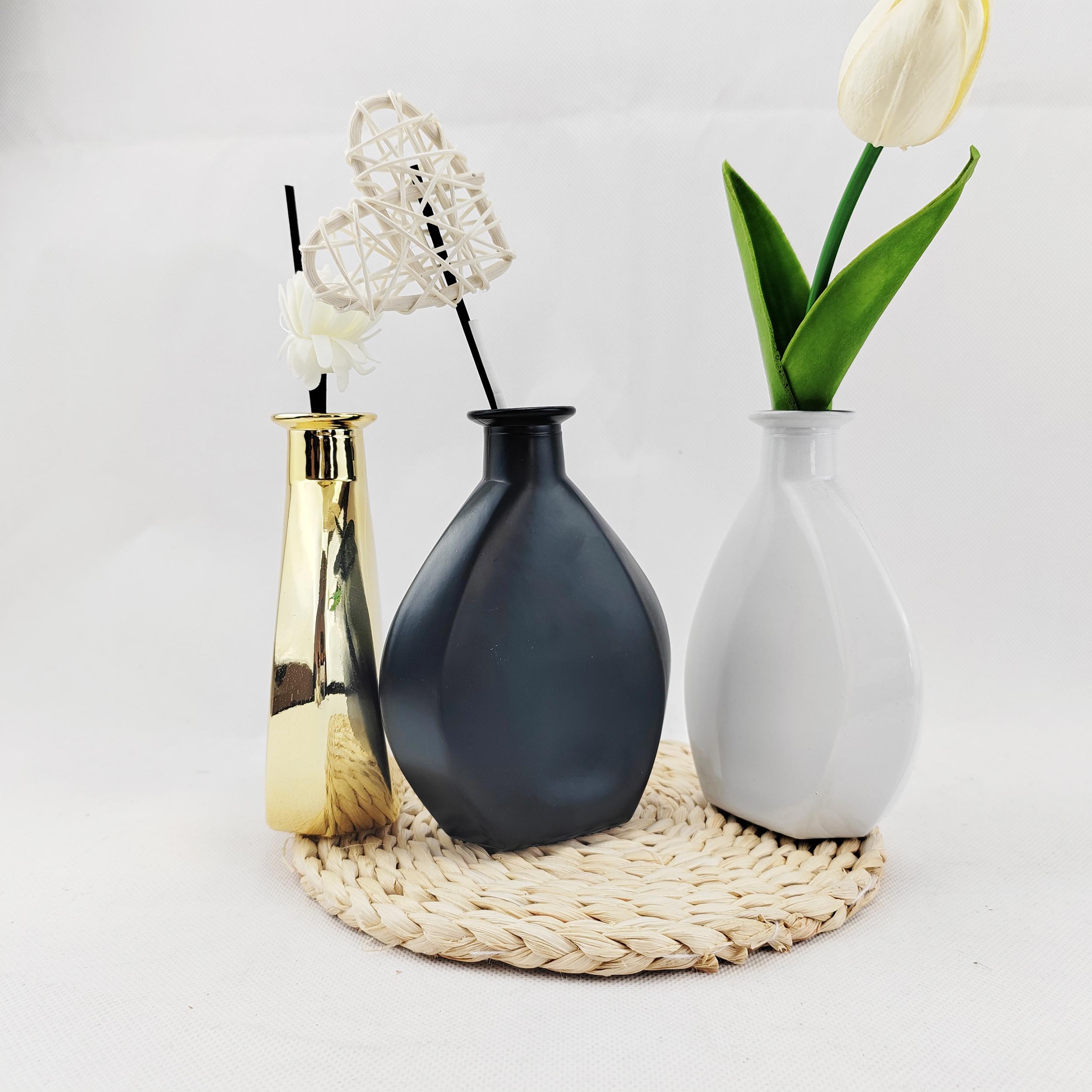 100ml 250ml Black Gold Silver Color Reed Diffuser Glass Bottle for Household Products