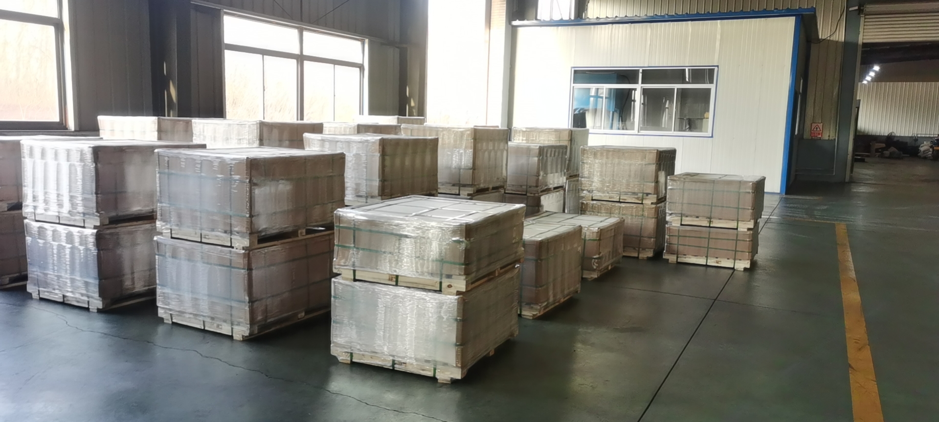 1800 Degree Steel Ladle Furnace Magnesite Refractory with Graphite Magnesia Magnesium Carbon Bricks and C 5-18% Content