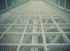 China Galvanised Expanded Metal Walkway Grating 4mm Thickness 1.5m Width factory