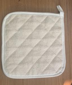 China Kitchen Oven Pot Holder Terry Cloth Materials Waterproof Plain Dyed factory