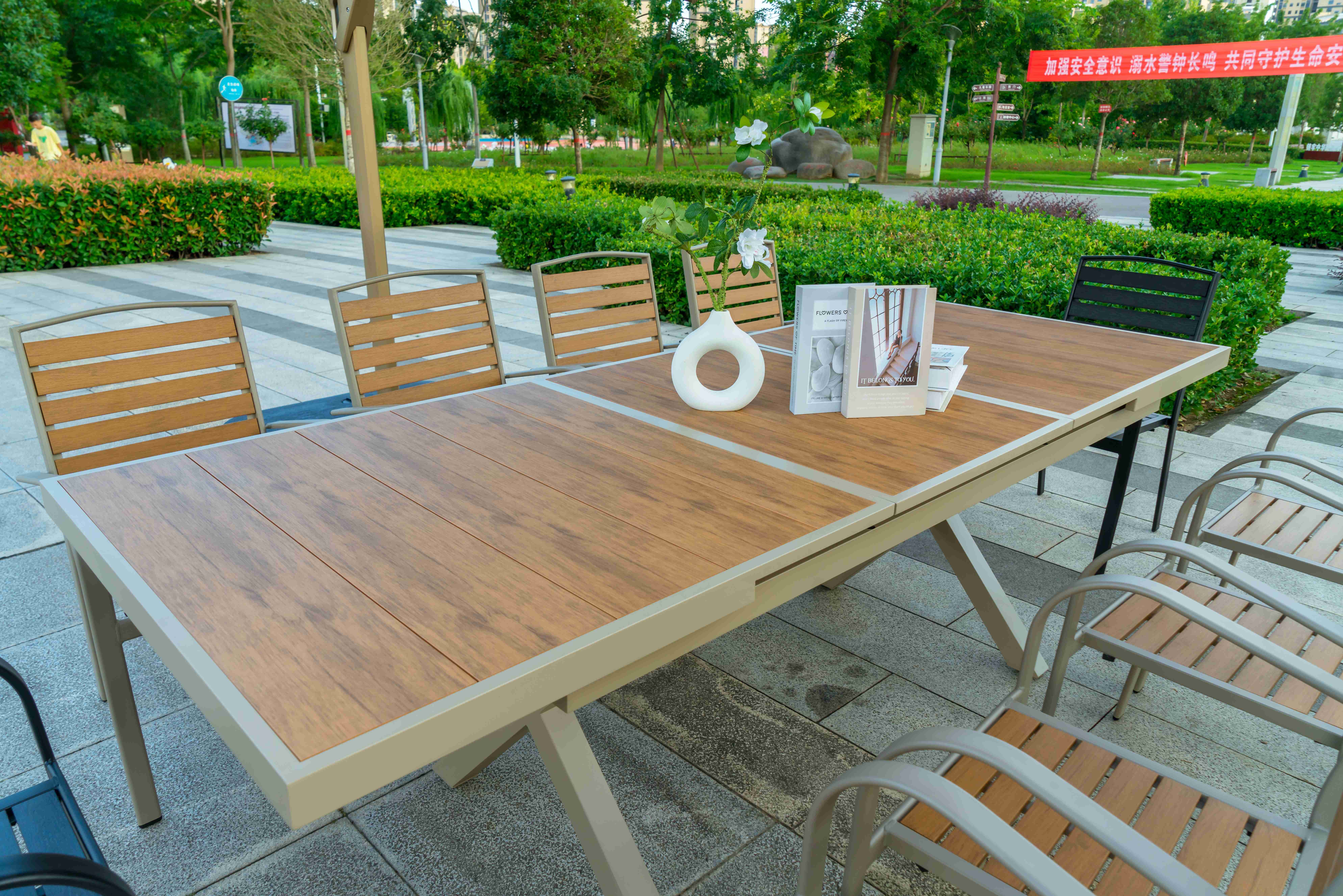 11 Pieces Outdoor Patio Furniture Plastic Wood Expandable Aluminum Garden Table And 8 Chairs