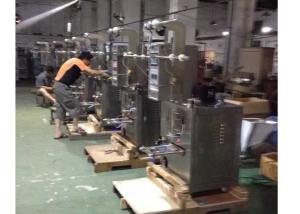 China Spice Sachet Powder Packing Machine PE / PP Packaging Material Electric Driven factory