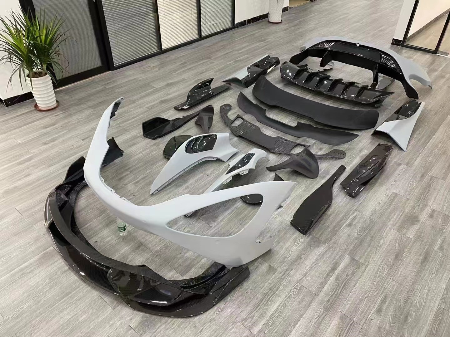 For McLaren 720s Body Kit 720S Upgrades the 765LT Style Carbon Fiber Front and Rear Bumper Spoiler Body Kit