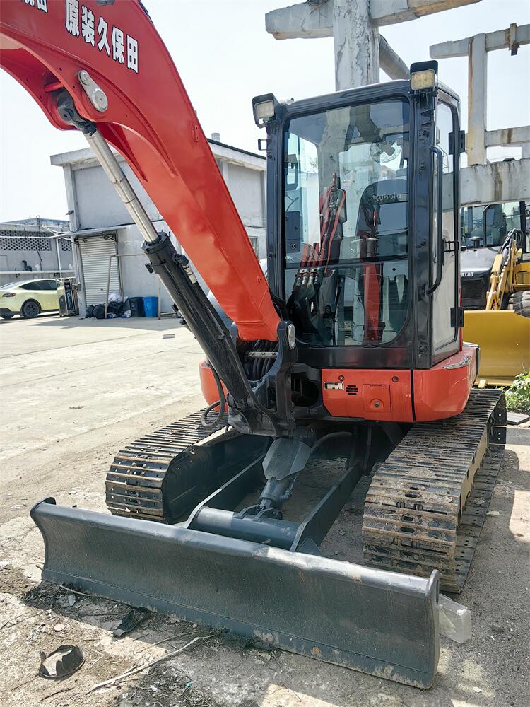 KX 163 Original Paint Second-hand 6 Ton Kubota Excavator with 0.22m3 Bucket Capacity