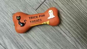 China Halloween Bone squeaky dog toy healthy dog toy factory