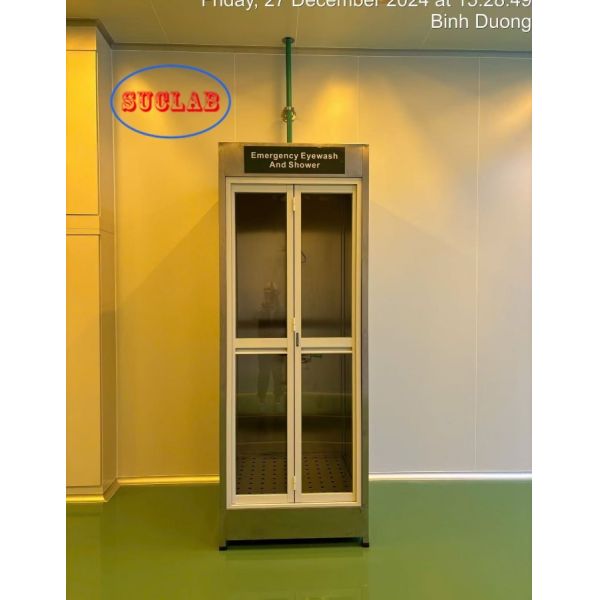 Soft Flow Spray Head Safety Emergency Eyewash Shower Cubicles in for Easy Wall