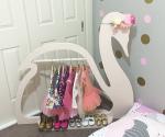 Swan Design Childrens Wooden Clothes Rack / Elegant Kids Clothes Rack Stand