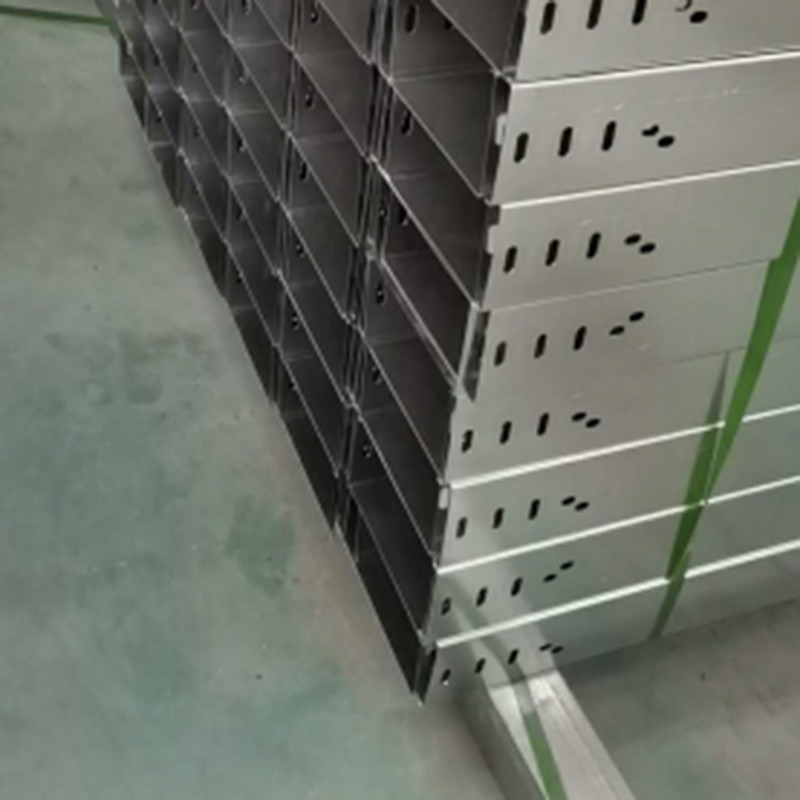 Wall Mounted Cable Tray With Silver Finish Manufacture For Electrical Wiring