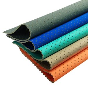 3mm CR Smooth Skin Custom Rubber Sheet , Embossing Bulk Neoprene Fabric