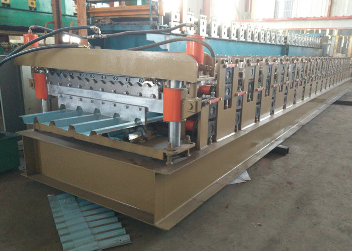 Fast Low Noise Metal Roof Making Machine , Sheet Roll Forming Machine