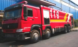 China HOWO 461HP Heavy Duty Fire Truck 12 Wheeled 25000L Water Tank Capacity factory