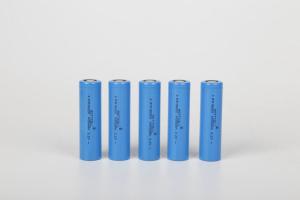 China Rechargeable 3.2V Lifepo4 Battery Cell AAA 14500 18500 18650 3.7v Li Ion Battery factory
