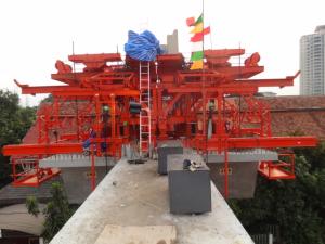 China Hydraulic System Segment Lifter Tailored for Various Erection Requirements factory