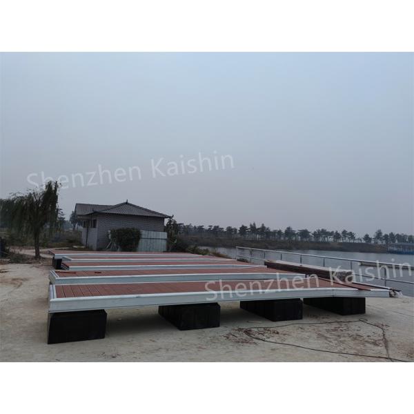 China Marine Ship Aluminum Floating Docks Pile HDPE WPC Decking Residential Floating Pontoon Dock factory