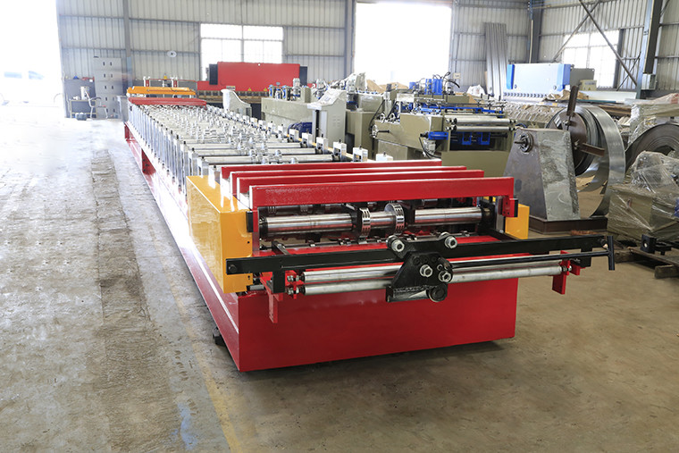 1.2 1.3mm Floor Deck Forming Machine With H400 Housing