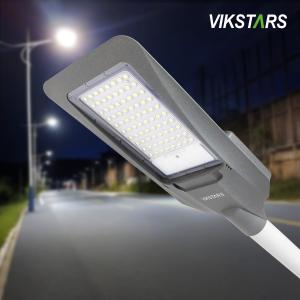 China 150W LED Street Lights 300W 500W Solar Street Lamps For Main Street Road factory