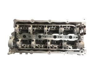China AMC 908778 D4CB Cylinder Head For Hyundai 22100-4A701 22100-4A600 5j025-4au00 factory