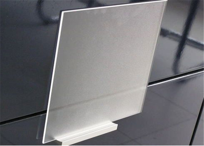 Fully Tempered Low Iron Solar Glass Size Customized For Solar Water Heater and collectors