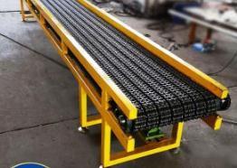 China Small Energy Consumption Chain Conveyor Conveying Hoisting Machine factory
