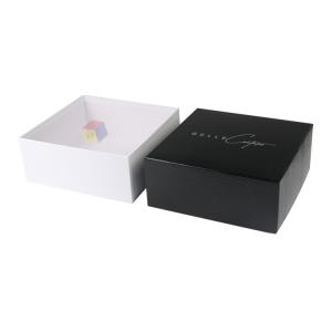 China Luxury Large Hard Rigid Cardboard Clothing Gift Custom Shoe Boxes With Logo Packaging factory