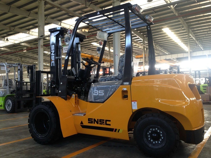 Isuzu Engine Forklift 3.5t Diesel Forklifter
