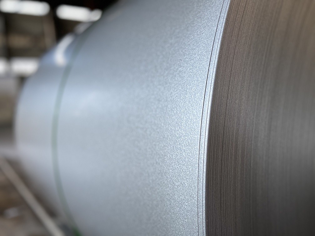 55% Aluminum Zinc Alloy Coated Steel Galvalume Coil 0.35x1220mm Anti-Finger Print Chromated 6+ Unoiled