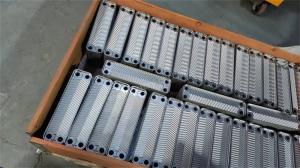 China Hastelloy GEA Heat Exchanger Plate Herringbone Plate Pattern factory