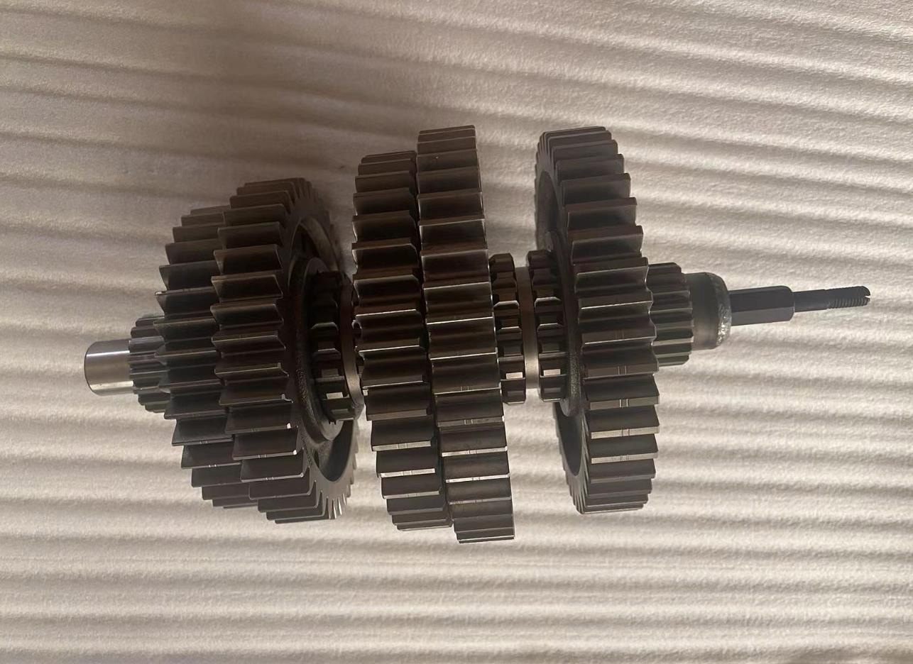 2005- Year AZ2203040405 Transmission Main Shaft for Sinotruk HOWO 336 371 380 HW10 SHACMAN truck Gearbox FAST Gearbox Steel