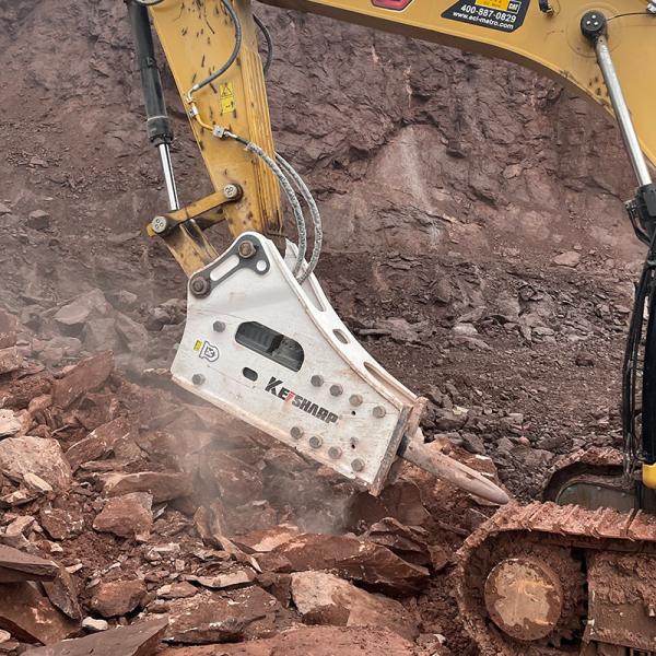 China For 4-7 Ton Excavator KS80 Side Type Hydraulic Breaker 68mm Chisel Diameter factory