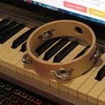 BeBe 15cm Wooden Musical Toys Handbell Wooden Tambourine Baby