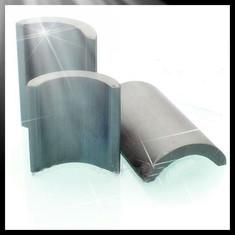 China GYM Motor Ferrite Arc Magnet ISO TS16949 Isotropic Ferrite Magnets factory
