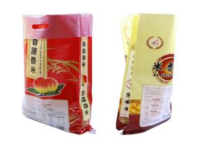 China Side Gusset PP Woven Plastic Bags , Pet Food Packaging Bag Moisture Resistant factory