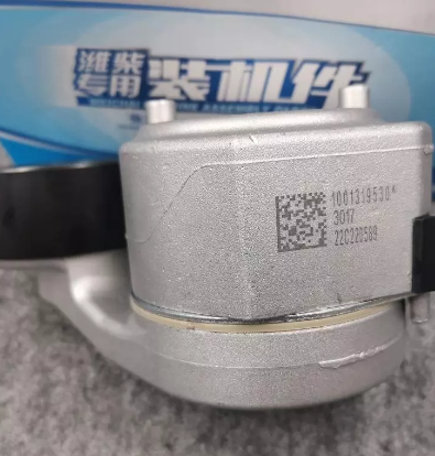 Sinotruk howo Shacman X3000 engine belt tensioner pulley for weichai power diesel engine WP12 WP13 OE NO. 1001319530